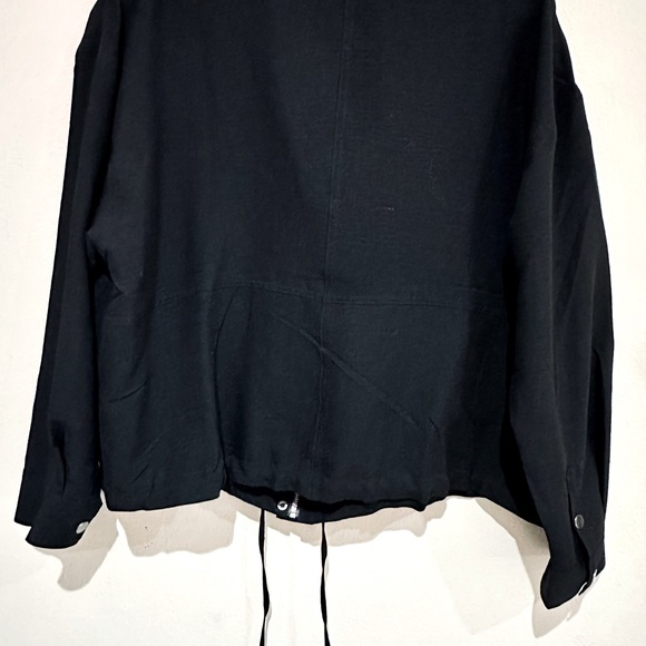 Express Jacket - Picture 2 of 8